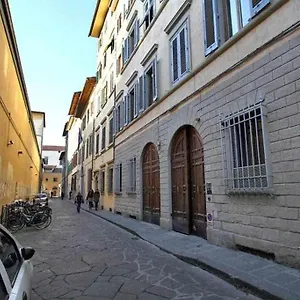  Apartment Two Bedrooms Near The Duomo