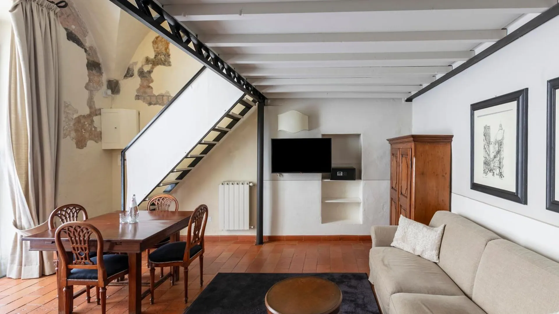 Numa Florence Palazzo Belfiore 3*,  Italy