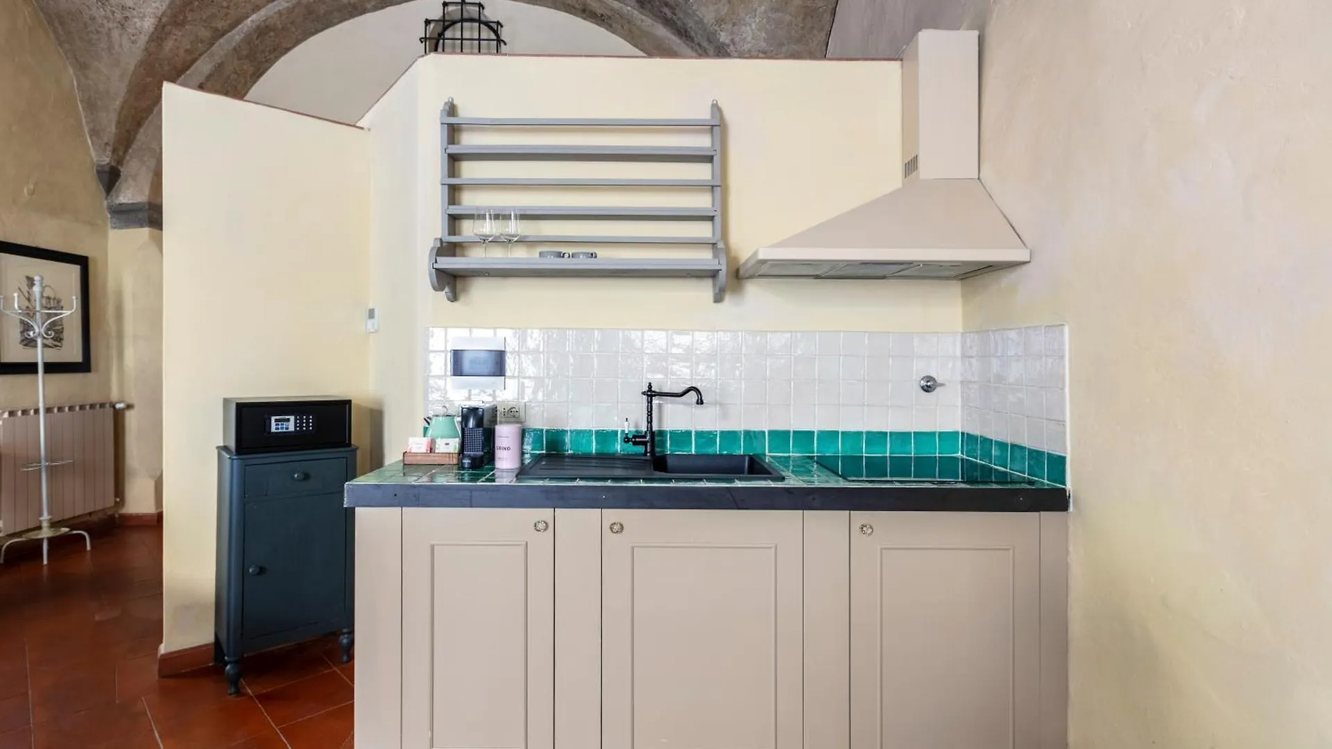 *** Aparthotel Numa Florence Palazzo Belfiore Italy